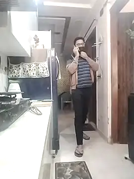 Snapshot of hotindianstud chatting on 11.11.25 hotindianstud online show from 11.11.25