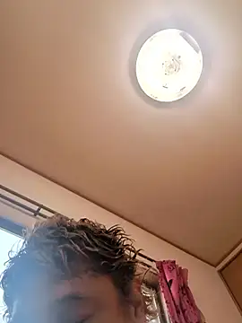 Snapshot of sexybottomrakkii chatting on 12.23.25 sexybottomrakkii online show from 12.23.25