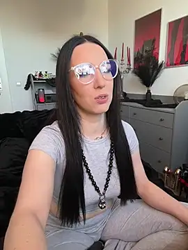 Trixie-Tainted online show from 03.02.26