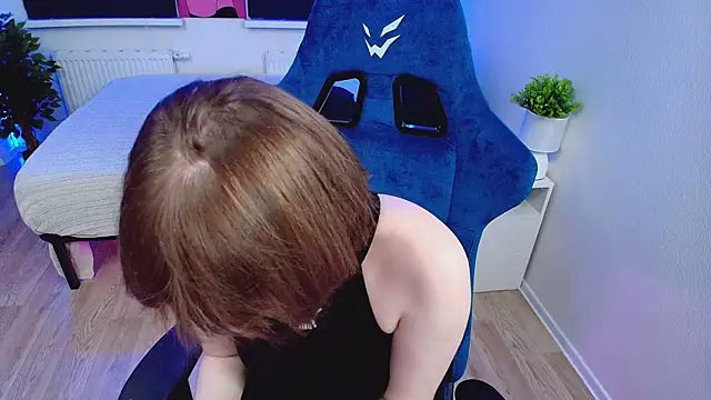 CranberryHot online show from 02.28.25