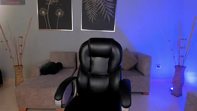 MorganHicks online show from 12.20.25