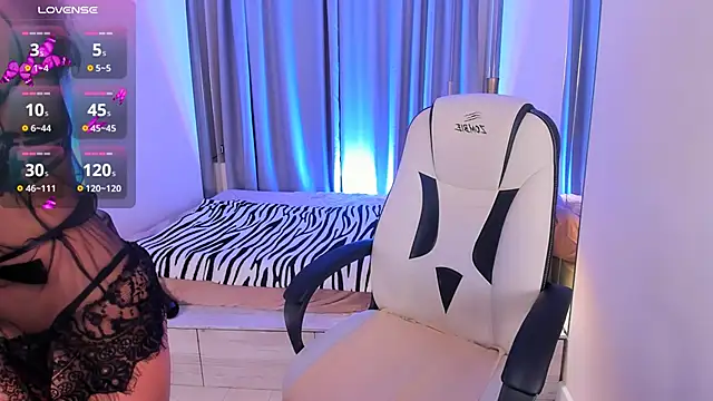 HelenaRegal online show from 12.07.24