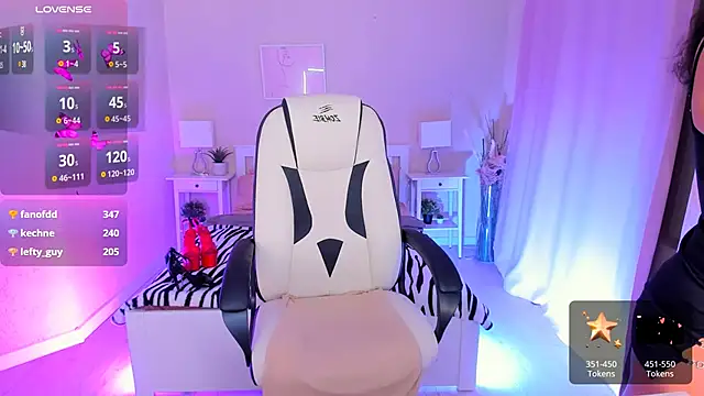 HelenaRegal online show from 02.01.25