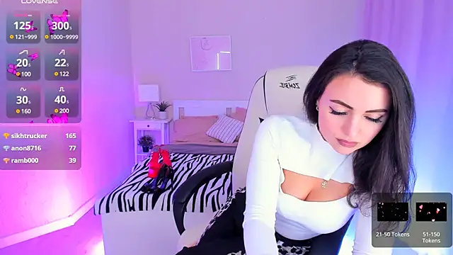 HelenaRegal online show from 02.02.25