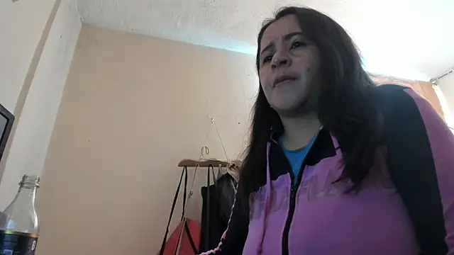 latinfemale online show from 12.12.24