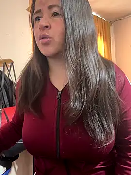 latinfemale online show from 10.23.25