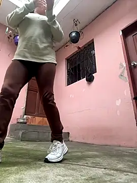 latinfemale online show from 11.01.25