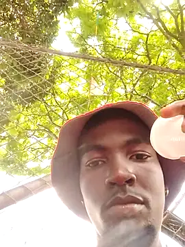 Jheronn28 online show from 10.13.25