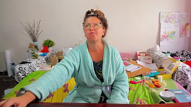 Snapshot of IamYourNarcotic chatting on 09.30.25 IamYourNarcotic online show from 09.30.25