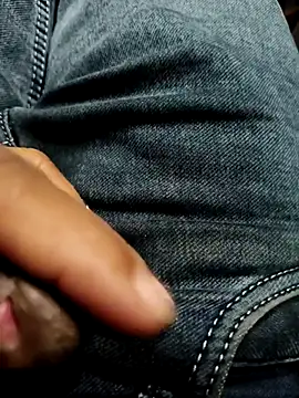 Rockybul1 online show from 10.10.25