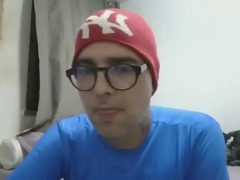 Snapshot of Brino-Nandes chatting on 11.10.25 Brino-Nandes online show from 11.10.25