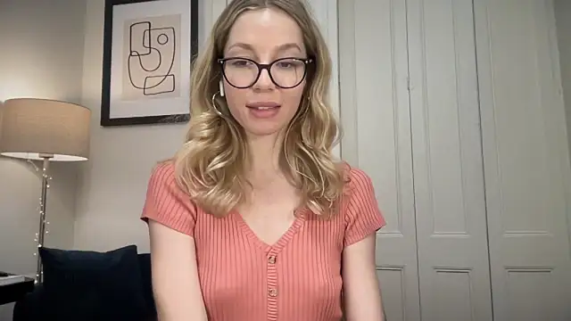 Cutensadistic online show from 12.20.24