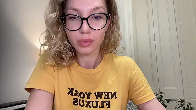 Cutensadistic online show from 09.14.25