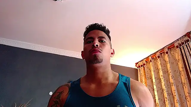 Snapshot of geirge_teacherxx chatting on 12.29.24 geirge teacherxx online show from 12.29.24