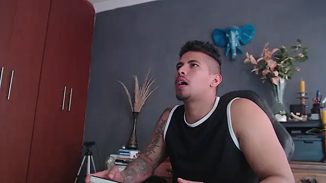 Snapshot of geirge_teacherxx chatting on 01.17.25 geirge teacherxx online show from 01.17.25