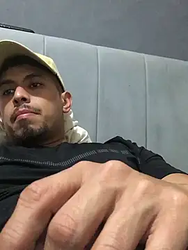 Snapshot of geirge_teacherxx chatting on 03.19.25 geirge teacherxx online show from 03.19.25