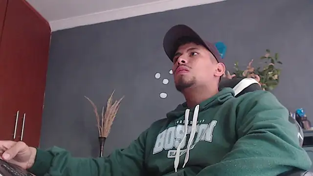 Snapshot of geirge_teacherxx chatting on 03.19.25 geirge teacherxx online show from 03.19.25