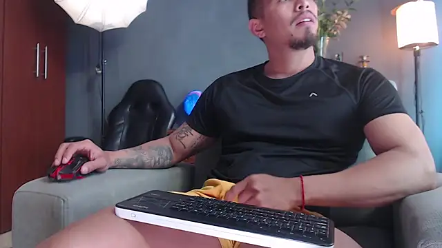 Snapshot of geirge_teacherxx chatting on 10.17.25 geirge teacherxx online show from 10.17.25