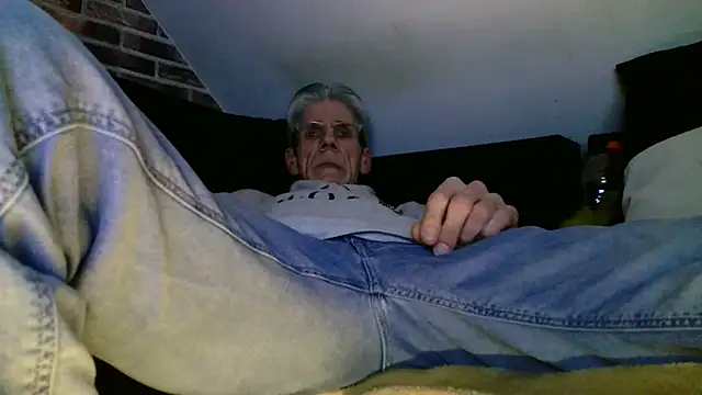 Snapshot of InMeinenMund chatting on 03.08.25 InMeinenMund online show from 03.08.25