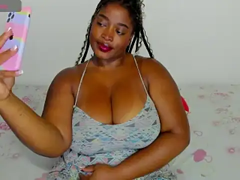 Snapshot of NinaGrey_ chatting on 09.30.25 NinaGrey online show from 09.30.25