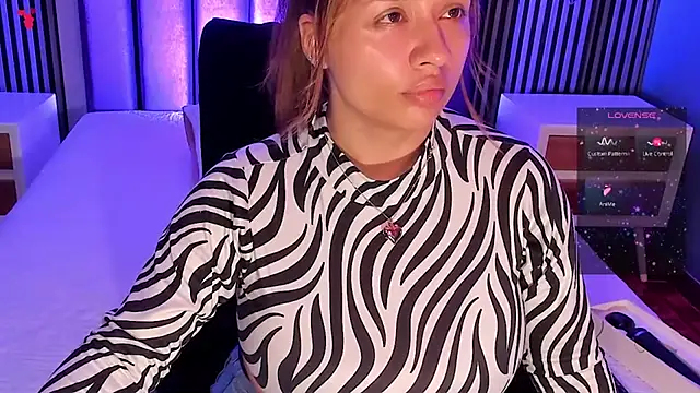 Evelyn Vega online show from 03.06.25