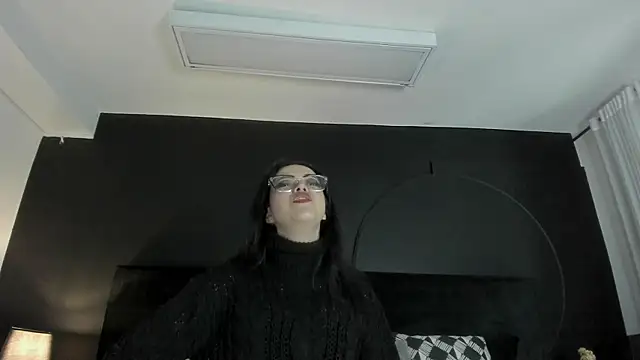  Jade 16 online show from 01.29.25