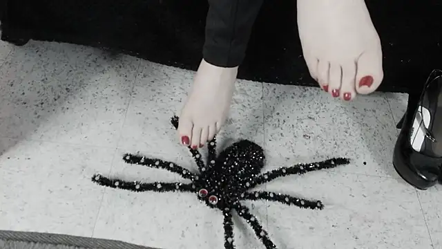  Jade 16 online show from 10.13.25