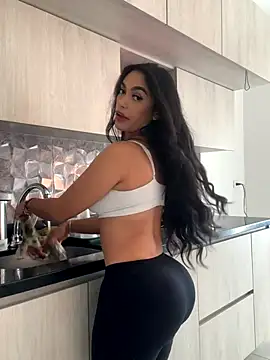 emma andrew1 online show from 11.23.25