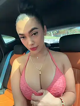 Snapshot of emma_andrew1 chatting on 02.07.26 emma andrew1 online show from 02.07.26