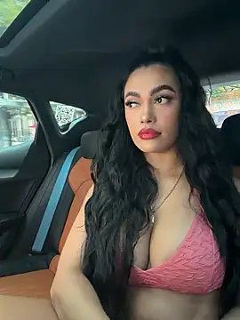 Snapshot of emma_andrew1 chatting on 02.28.26 emma andrew1 online show from 02.28.26