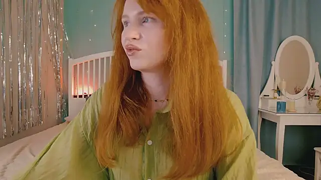 Snapshot of GingerArin chatting on 07.12.26 GingerArin online show from 07.12.26