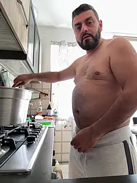 ChiIul11 online show from 04.04.26