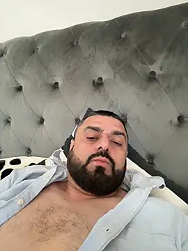 ChiIul11 online show from 04.19.26