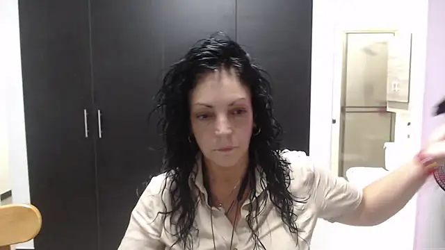 mijal queen online show from 09.16.25