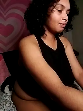 Snapshot of TasteeKitty chatting on 11.09.25 TasteeKitty online show from 11.09.25