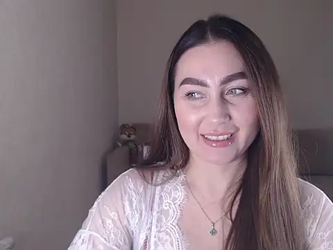 Snapshot of marishaarimova chatting on 10.14.25 marishaarimova online show from 10.14.25