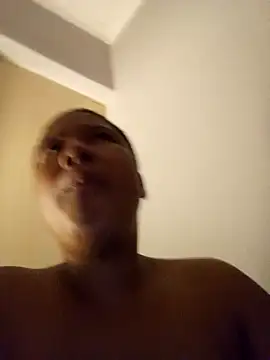 Snapshot of Muskthickgirl chatting on 02.01.25 Muskthickgirl online show from 02.01.25