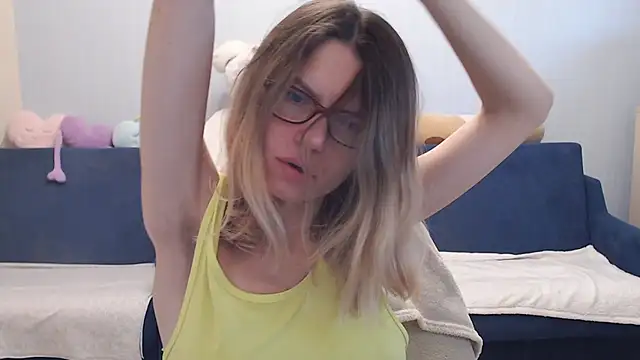 Snapshot of night_is_dark chatting on 11.07.25 night is dark online show from 11.07.25