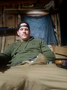 Snapshot of FUNINWV9 chatting on 02.04.26 FUNINWV9 online show from 02.04.26