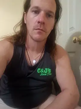 Snapshot of FUNINWV9 chatting on 02.17.26 FUNINWV9 online show from 02.17.26