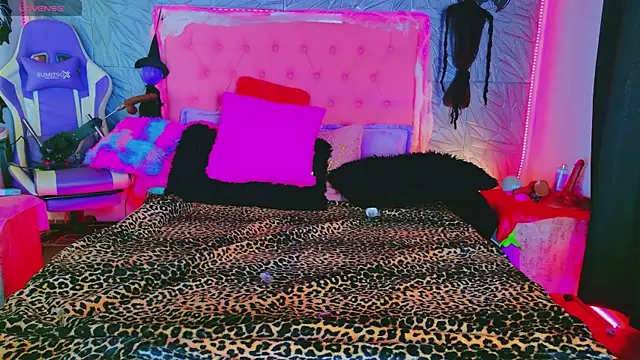 macasweet online show from 10.22.25