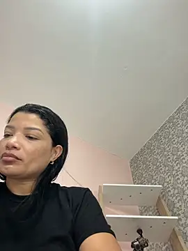 Snapshot of valerie_lya chatting on 05.23.26 valerie lya online show from 05.23.26