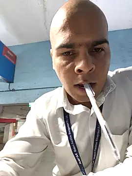 Snapshot of Vickyrajput009 chatting on 02.10.26 Vickyrajput009 online show from 02.10.26