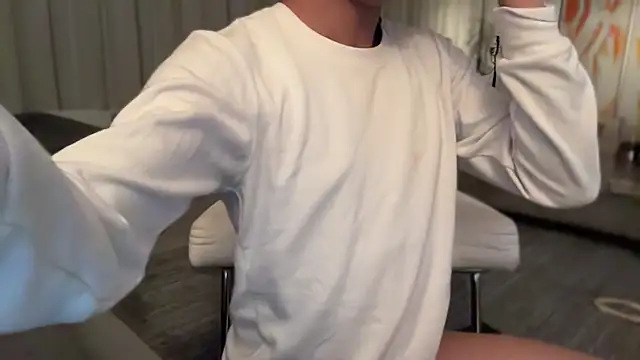 Snapshot of ToyBoy4Daddies chatting on 03.09.25 ToyBoy4Daddies online show from 03.09.25