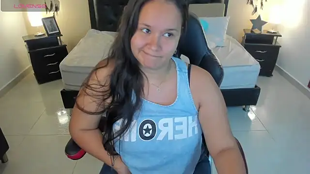 emily lovexx online show from 09.09.25