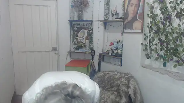 FunnyGrandma online show from 10.18.25