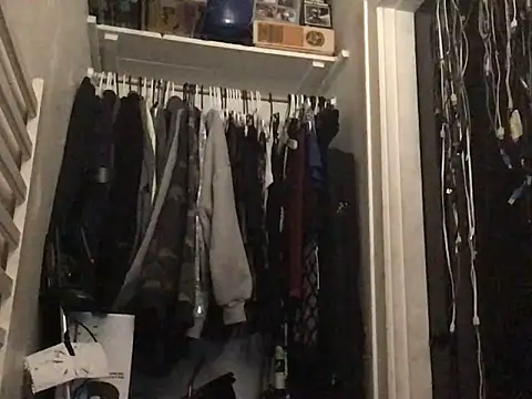 Snapshot of Jcharlesnew69@xh chatting on 10.15.25 Jcharlesnew69xh online show from 10.15.25