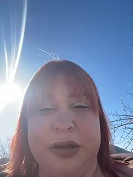 Model9798 online show from 02.22.26