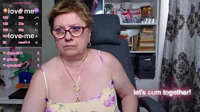 Snapshot of Mella4you chatting on 03.04.25 Mella4you online show from 03.04.25