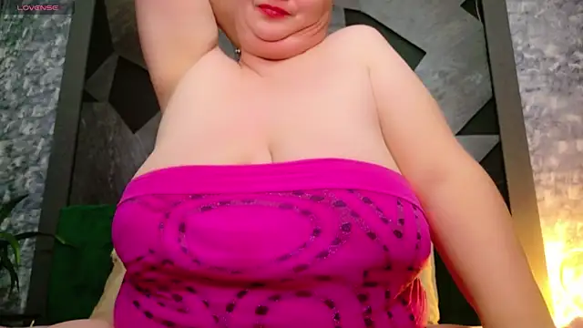 AleshaArabian online show from 02.04.25